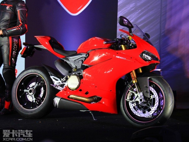 博鱼(中国)杜卡迪1299 Panigale上市 309万元起(图2)